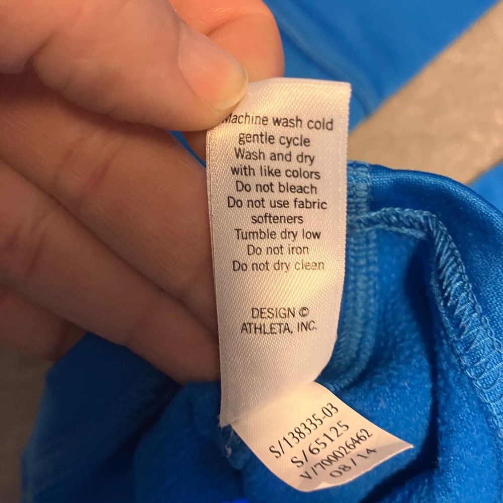 Athleta Womens Cowl Neck Athletic Sweatshirt Size S Small Blue Thumb Holes - Picture 9 of 10